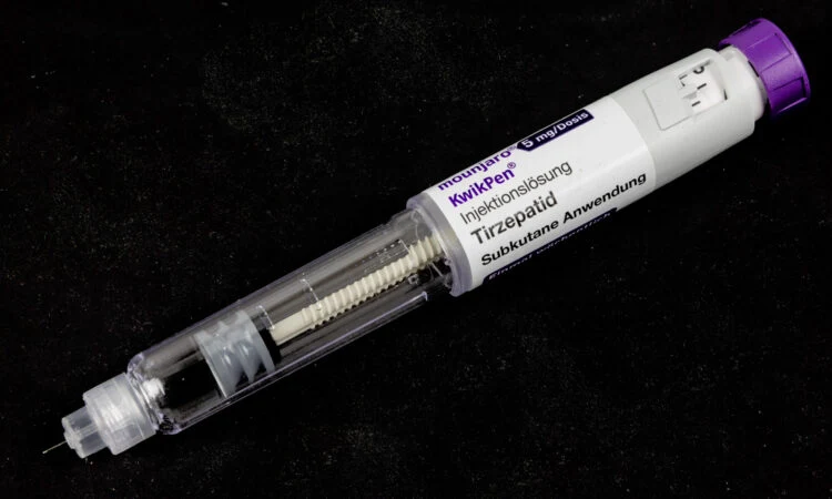 Anvisa apreende canetas emagrecedoras sem identificação de fabricante