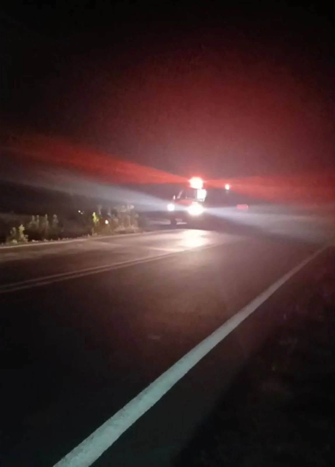 Fiat Strada capota na BR-153 entre Rebouças e Rio Azul