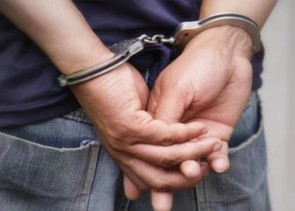 Homem é preso em flagrante após ameaças e agressões contra ex em Irati