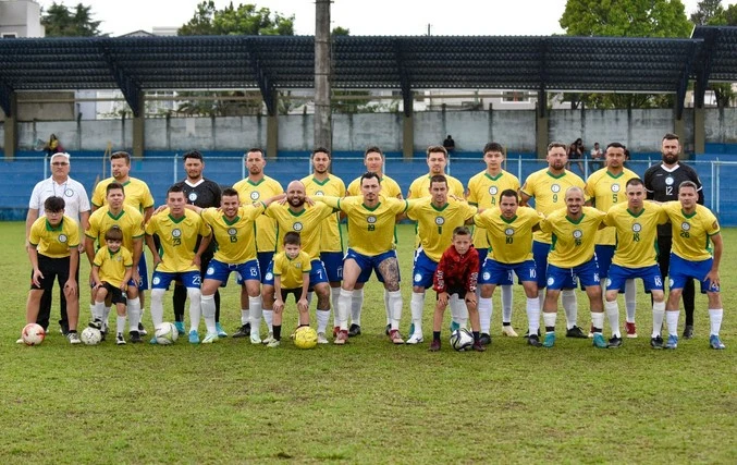 Time de Irati ganha destaque nacional em campanha que valoriza o futebol raiz