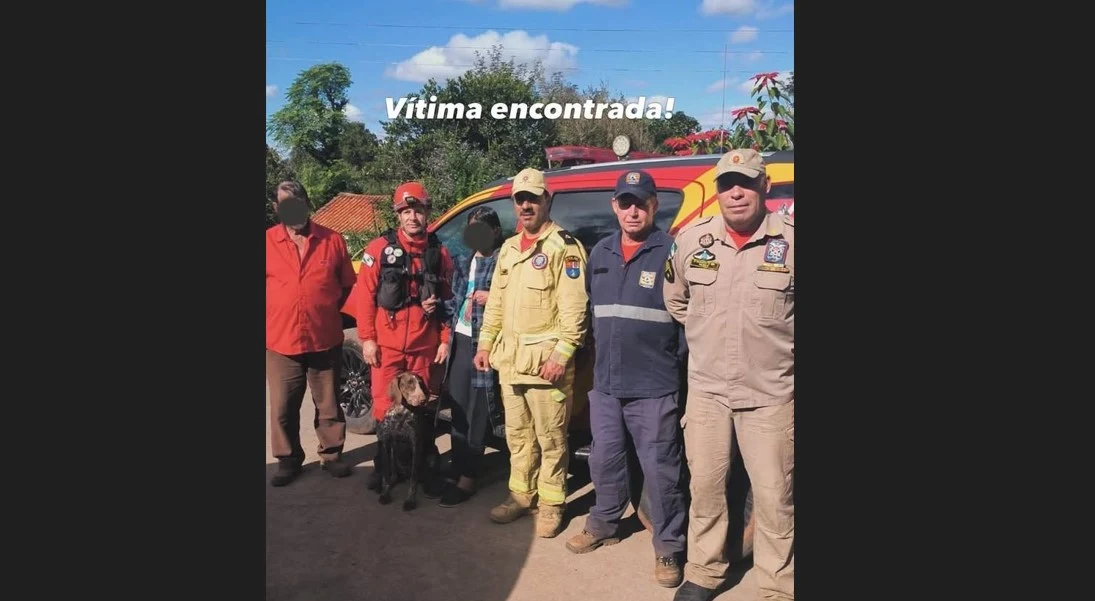 Cão de busca encontra mulher desaparecida com vida no interior de Imbituva