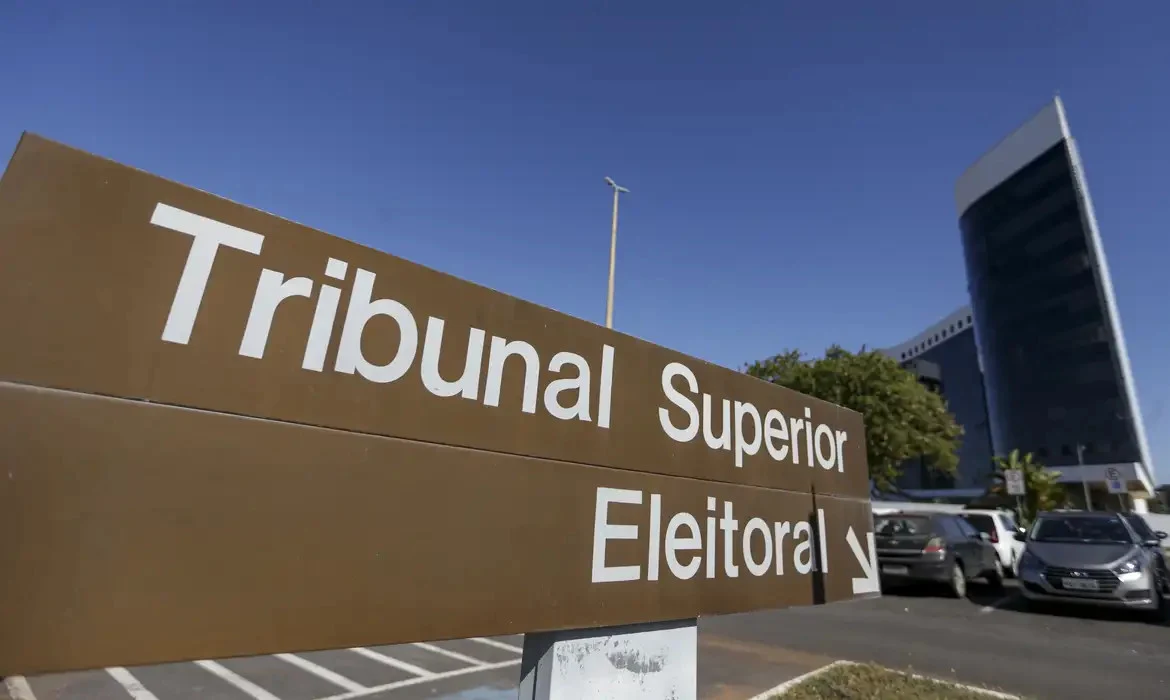 TSE divulga divisão do fundo eleitoral, e PL e PT receberão maiores fatias: CONFIRA OS VALORES POR PARTIDO