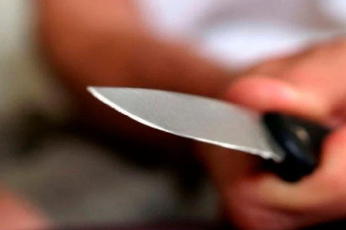 Com faca no pescoço, idosa é vítima de roubo ao chegar em casa em Guarapuava