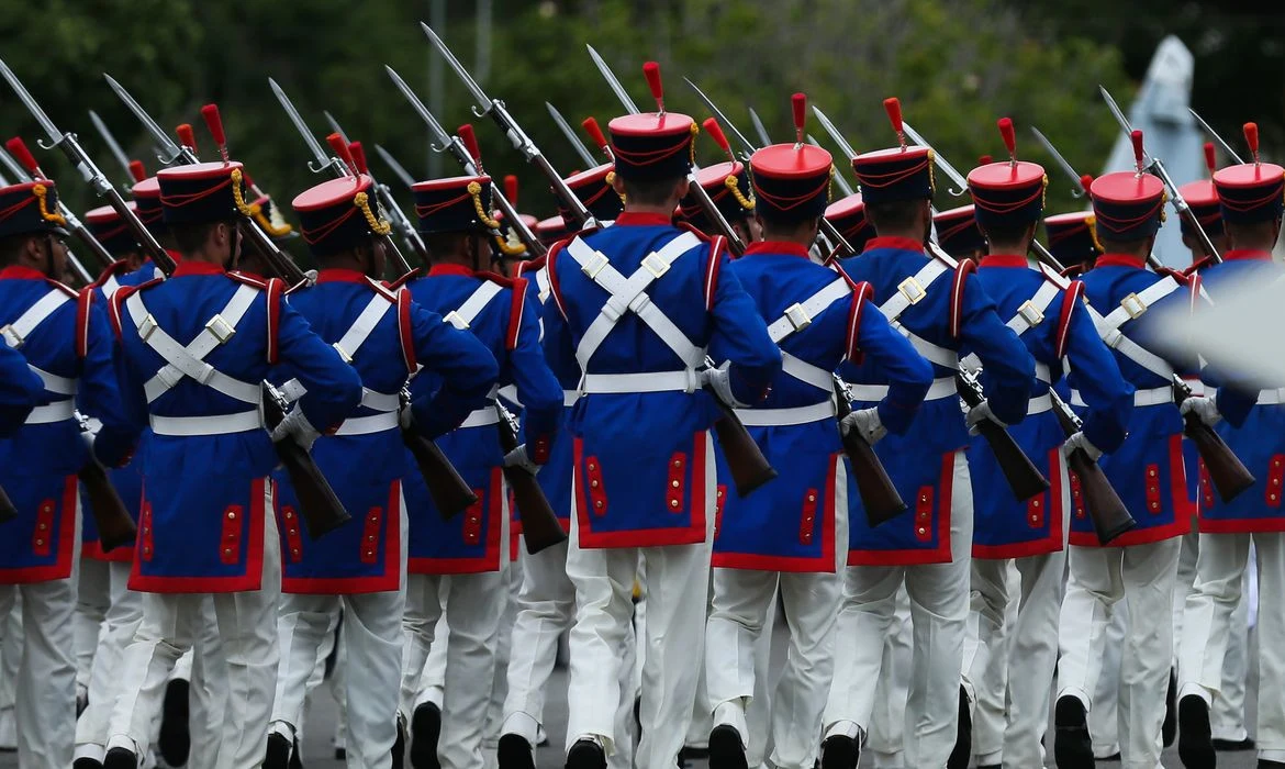 Prazo para alistamento militar obrigatório termina nesta terça (30)