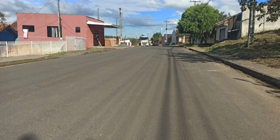 Moradores do Jardim Virgínia cobram lombadas e reforço na sinalização após sequência de acidentes em Irati