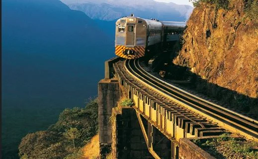 Passeio de trem no Paraná, considerado um dos mais bonitos do mundo, ganhará promoção internacional