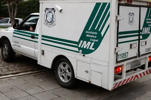 Pedestre morre após cair de passarela e ser atropelado por caminhão na BR 277, em Guarapuava