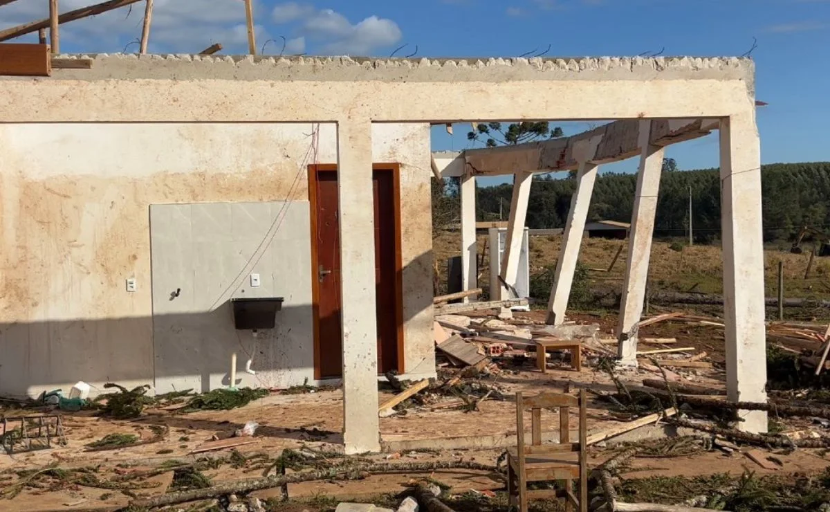 Paraná teve seis tornados em três dias; Reserva foi atingida por fenômeno de categoria F2