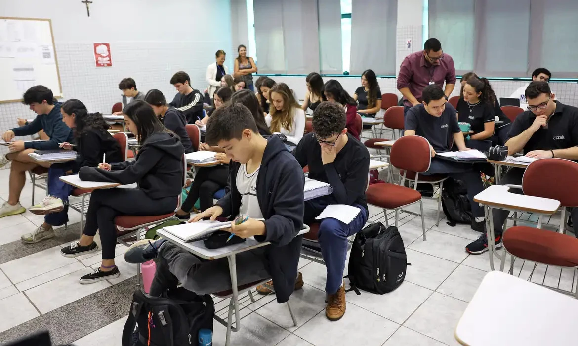 Alunos do Prouni podem solicitar bolsa permanência de R$ 700 por mês