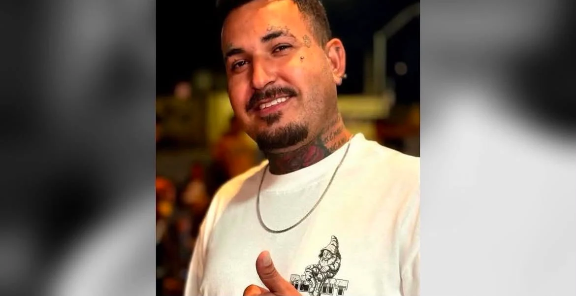 Homem é morto a tiros em estabelecimento comercial de Imbituva; suspeitos fogem de moto