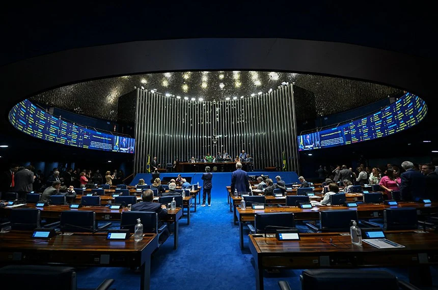 Em 2027, Senado terá 40 senadores novos e 14 reeleitos