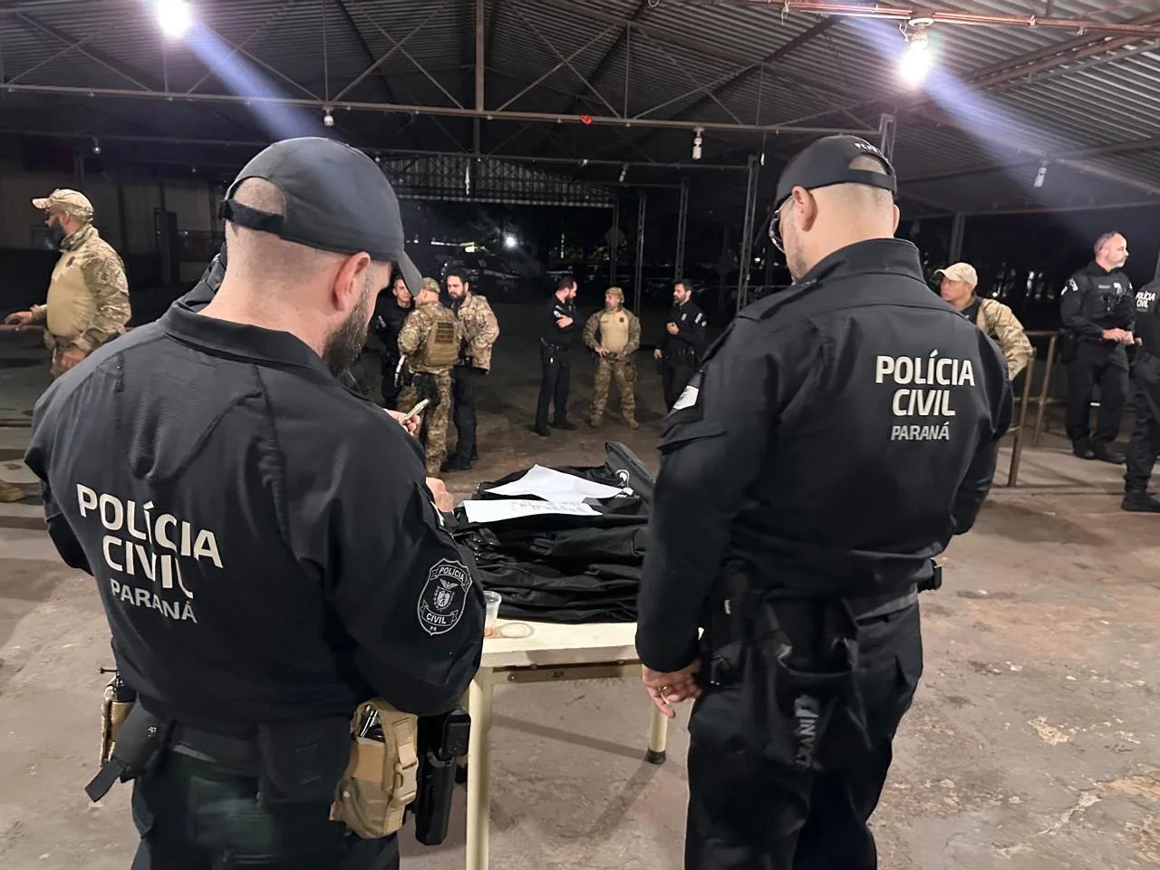 Operação da PCPR prende 17 pessoas e aponta liderança do tráfico de drogas em Londres